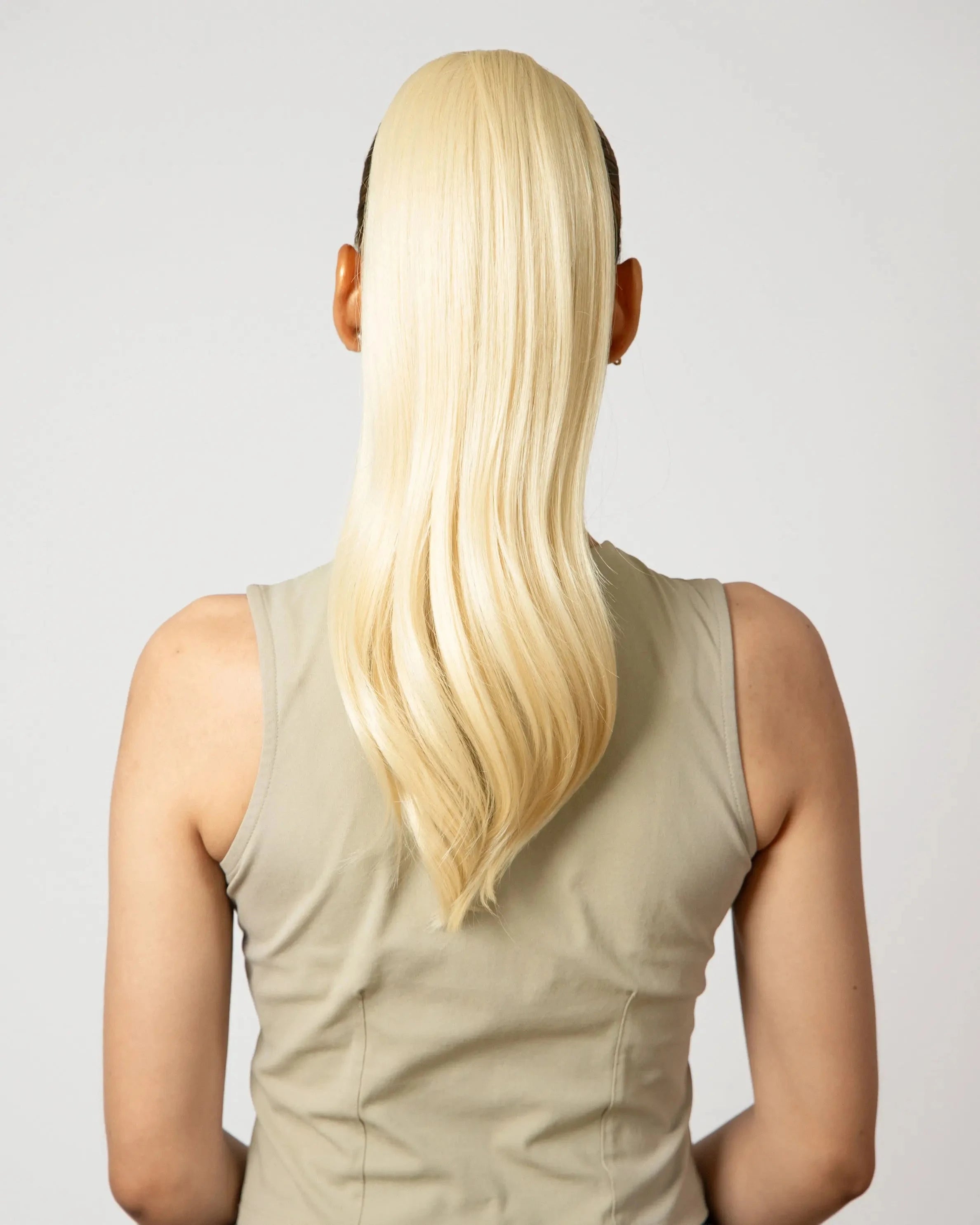 Morado Hair Premium Synthetic Ponytail Cali 20" 1