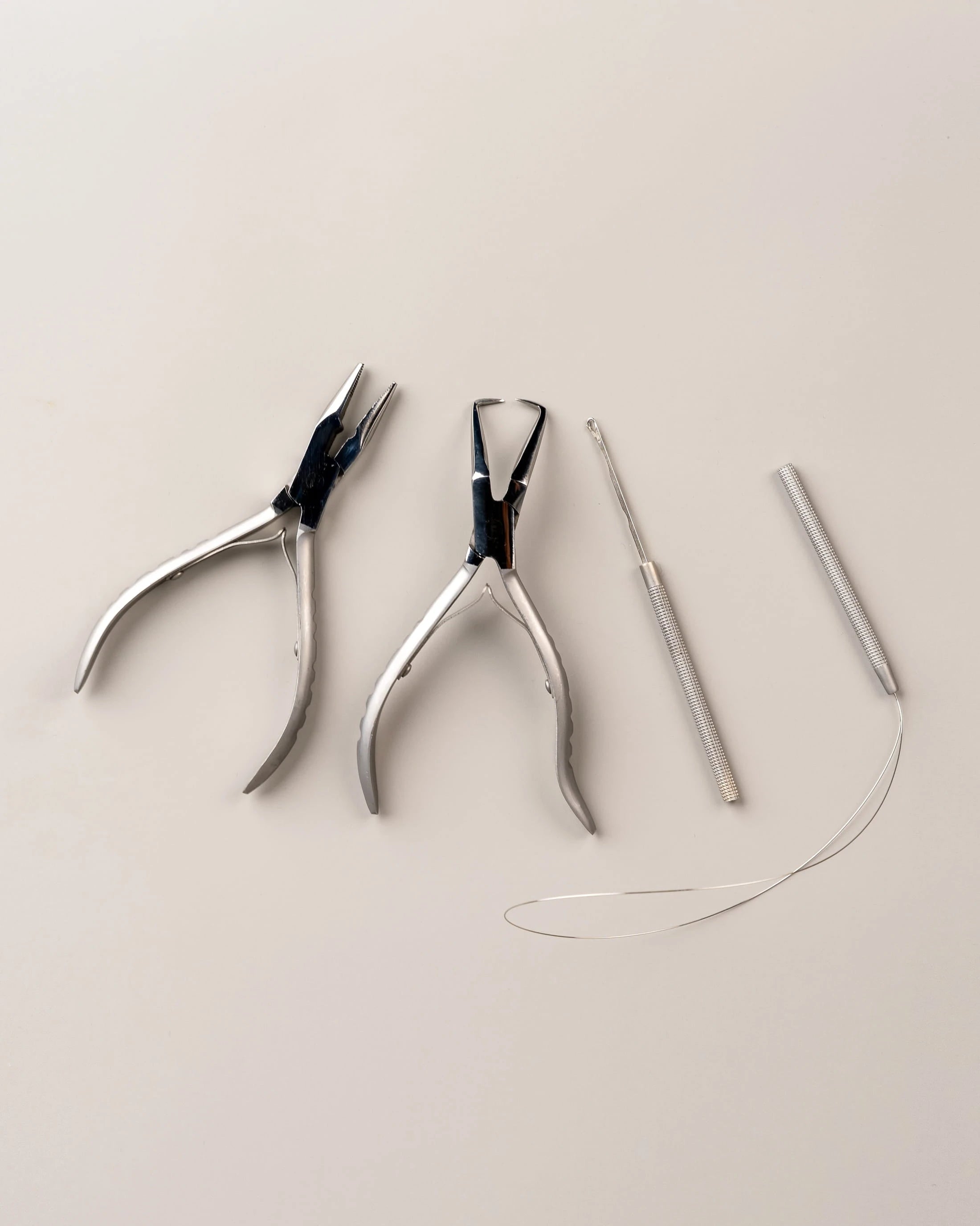 Professional 4-Piece Hair Extension Tool Kit – Micro Bead Application & Removal Set with Storage Case